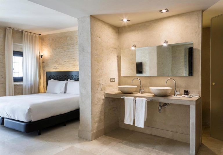 Hoteles con bañera de hidromasaje en Sevilla
