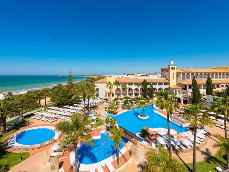 Hotel Fuerte Conil-Resort piscina