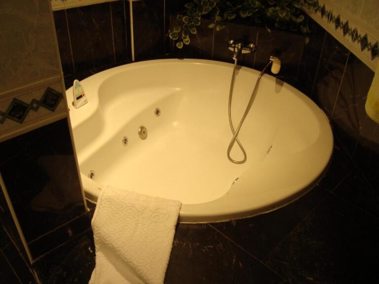 Hoteles con bañera de hidromasaje en ávila