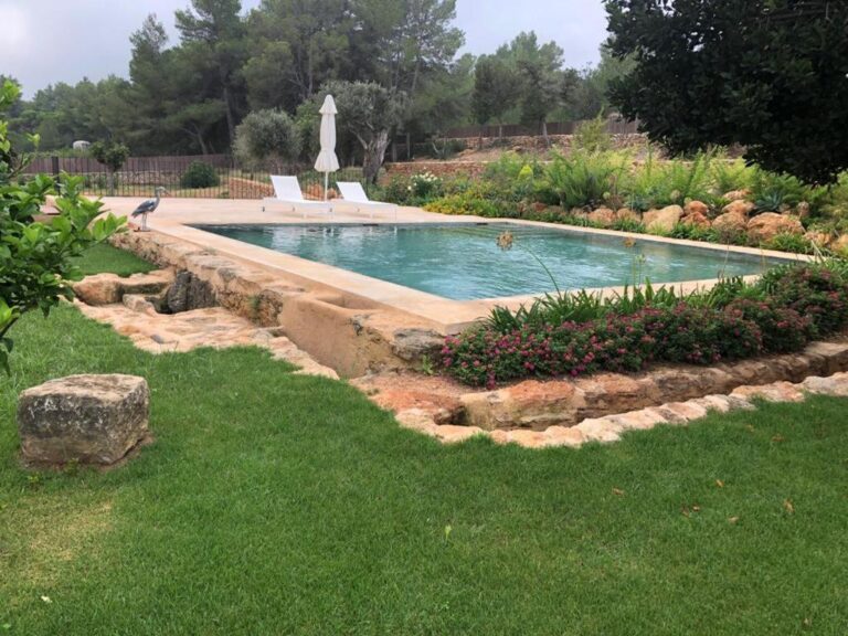 Safragell Ibiza Suites & Spa piscina