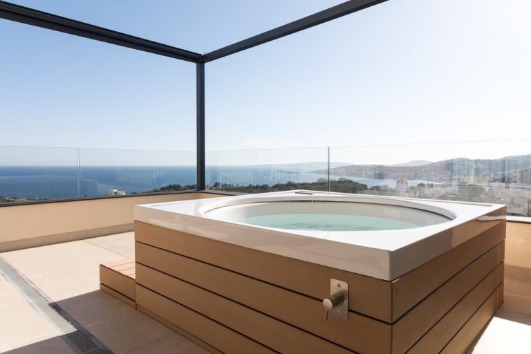 Excelente hotel de playa con bañera de hidromasaje privada en Mallorca