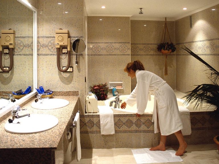 excelente hotel con bañera de hidromasaje en el centro histórico de Toledo