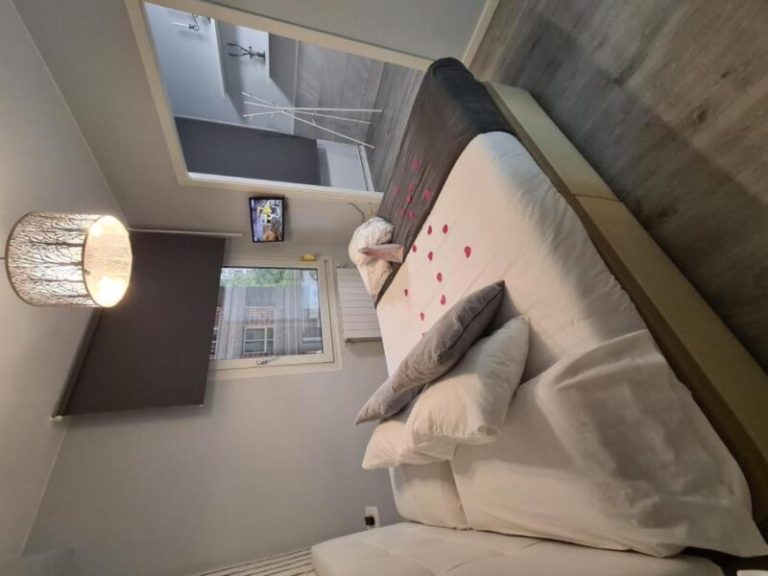 Apartamentos-dos-torres-barbol-habitacion-scaled.jpg