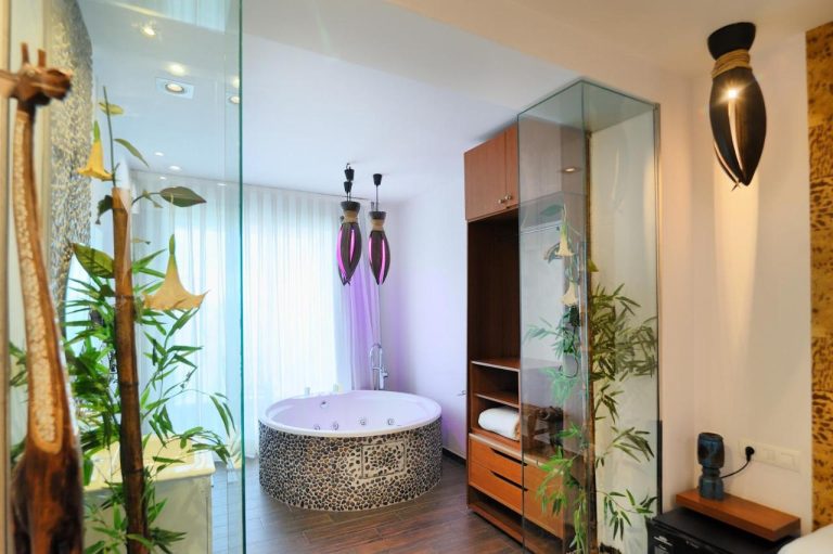 Hoteles con bañera de hidromasaje en Valencia