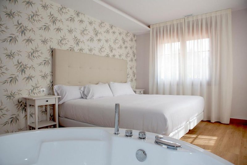 Hoteles con bañera de hidromasaje en A Coruña