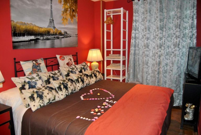 APARTAMENTO DELUXE CON JACUZZI LOVE FOR TWO habitacion
