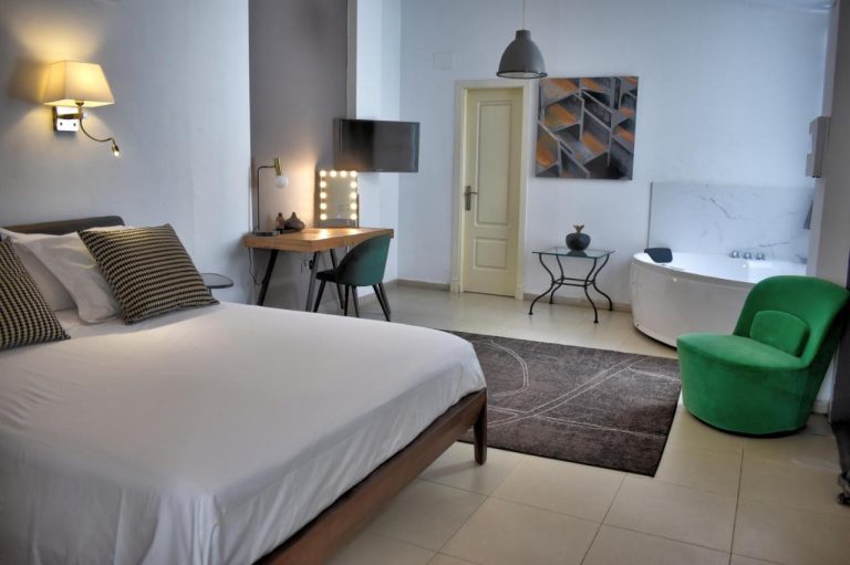 Hoteles con bañera de hidromasaje en Cádiz