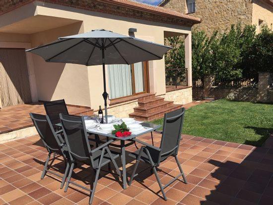 El Amanecer de la Sierra patio
