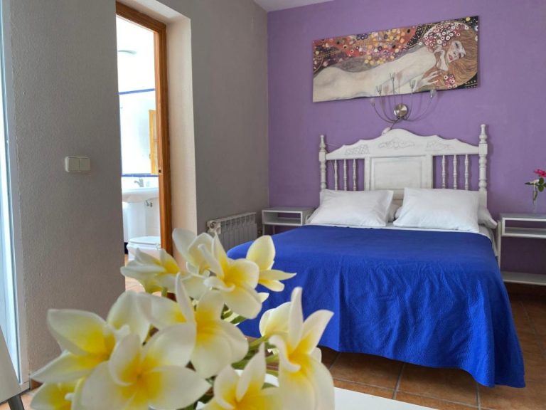 Hostal Moscatel suite