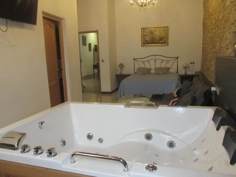 Otelet By Sweet habitacion con jacuzzi