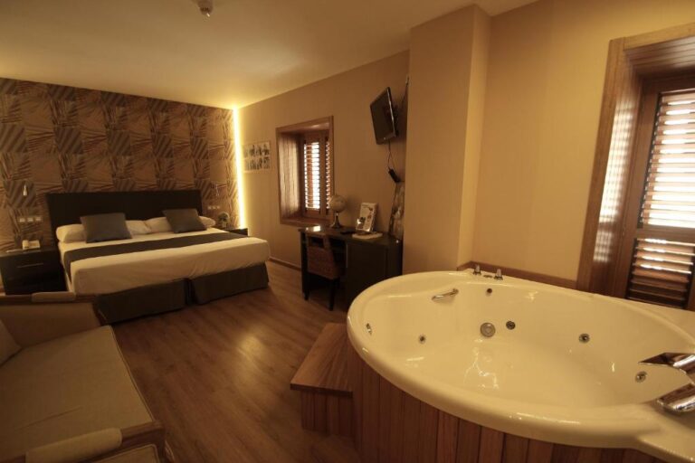 Hoteles con bañera de hidromasaje en Madrid