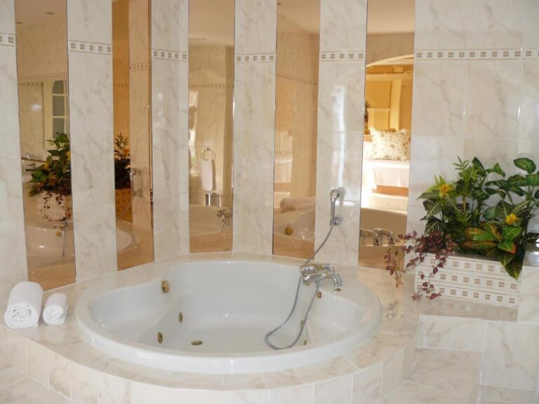 Hoteles con bañera de hidromasaje en tarragona