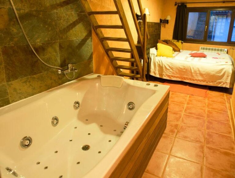 ▷ Hoteles con Jacuzzi en Guadalajara ???? 【Lista 2023 】 ▷ Hoteles con Jacuzzi en Guadalajara ???? 【Lista 2023 】