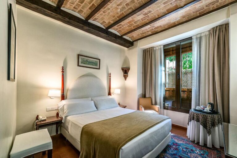 hoteles romanticos en Granada