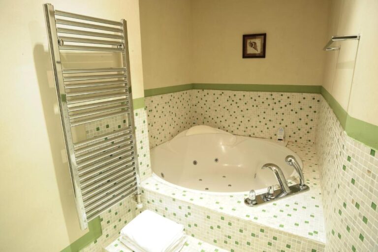 Hoteles con bañera de hidromasaje en Segovia