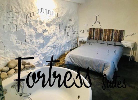 Fortress Jacuzzi Suites suite