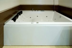 hoteles con bañera de hidromasaje en la habitación en palencia