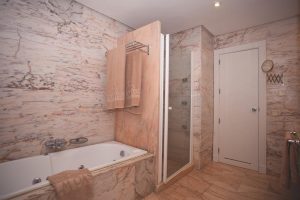 elegante hotel con bañera de hidromasaje privada en Maspalomas