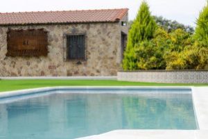 Casa rural con piscina en Badajoz